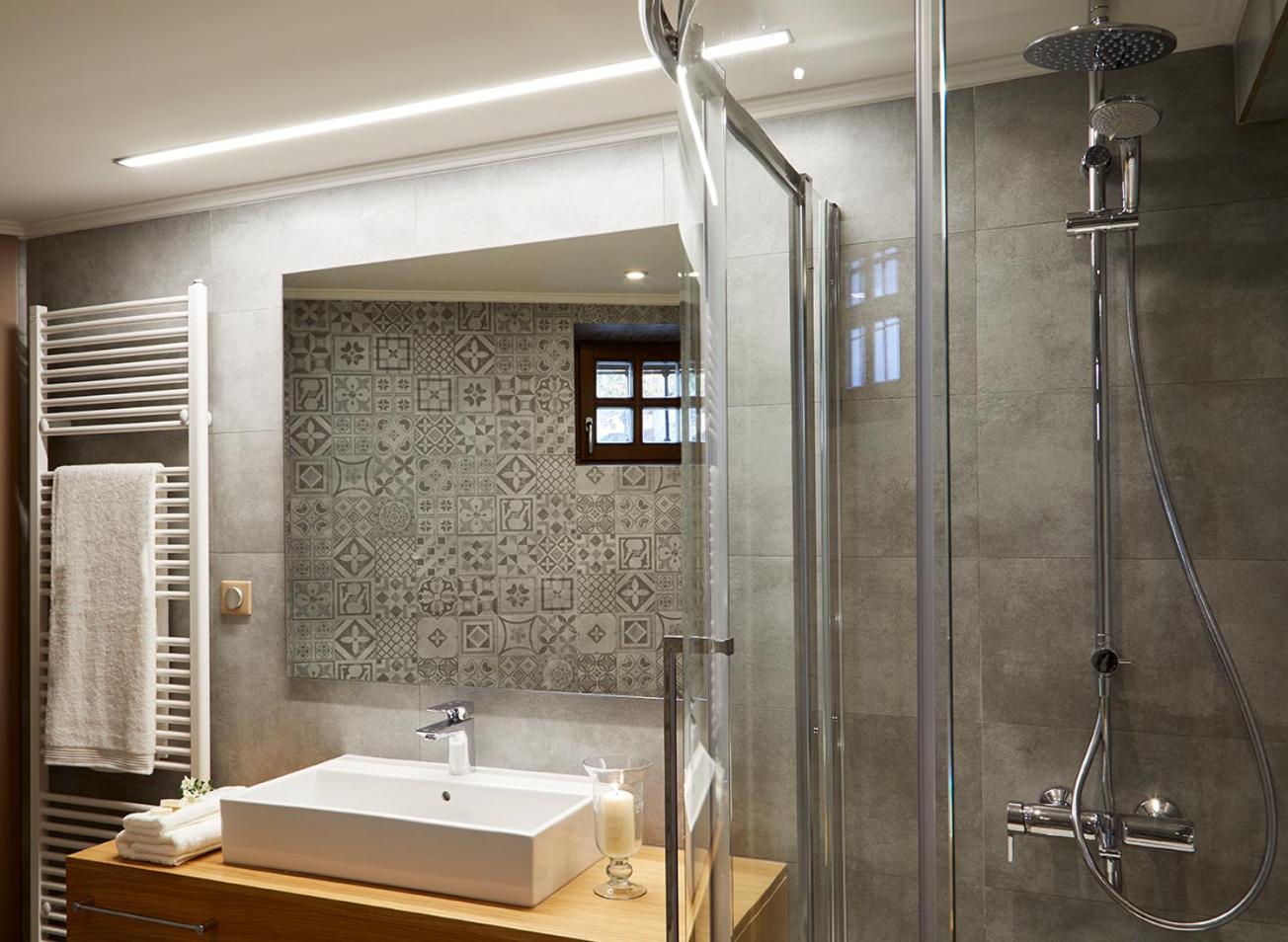 Mountrace Suites & Spa Монодендри Номер фото